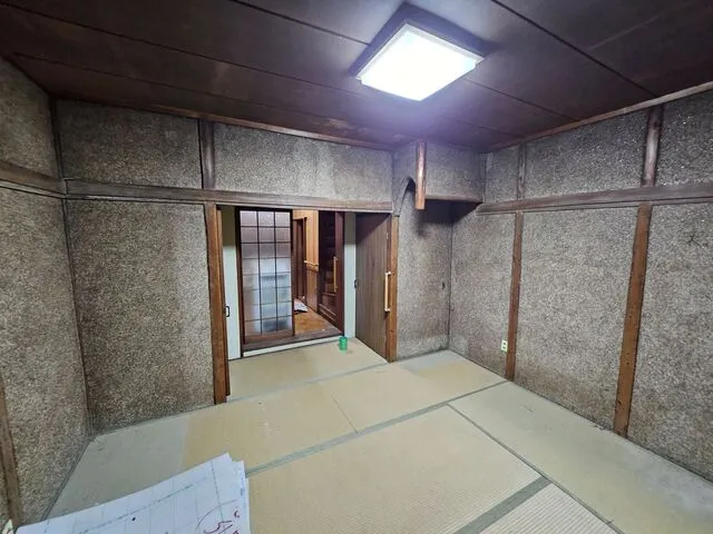 門真市朝日町にて収益物件のリフォーム