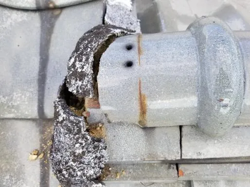 交野市での屋根修繕工事 雨漏り対策や漆喰工事は関西ホームズ株式会社にお任せ 写真2