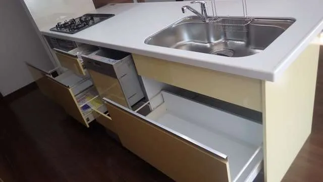 JR沿線での木造戸建ての新築工事! 関西ホームズのお客様希望,高品質新築プランです。 写真7