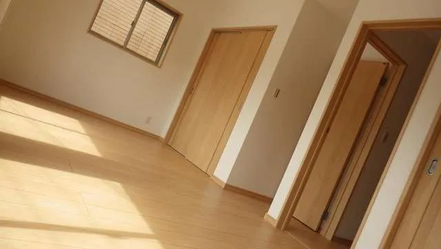 JR沿線での木造戸建ての新築工事! 関西ホームズのお客様希望,高品質新築プランです。 写真15