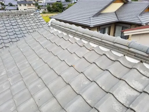 大阪で瓦屋根の修繕補修工事や漆喰工事,葺き替え工事は関西ホームズ株式会社にお任せください。 写真4