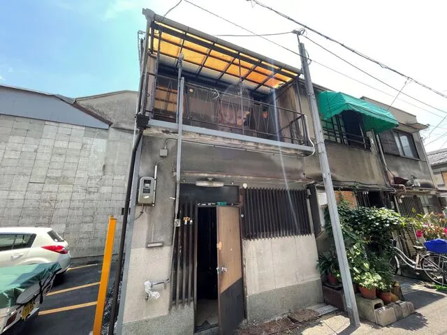 都島区にて連棟住宅（長屋）収益物件全面リフォーム