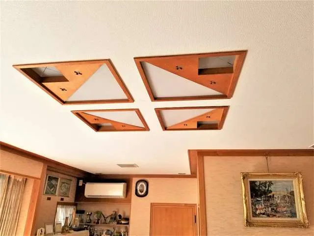 八尾市での屋根修繕工事,内装クロス張替,雨漏り修繕は関西ホームズ株式会社 写真13