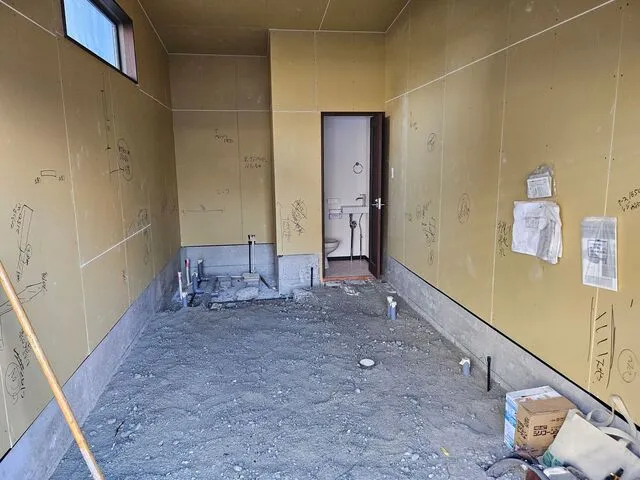 大阪市淀川区西三国にて店舗新設内装工事