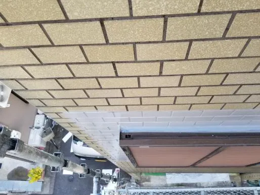 大阪で壁面からの漏水,サッシからの漏水,雨漏り修繕は確実施工の関西ホームズ株式会社にお任せ。 写真4