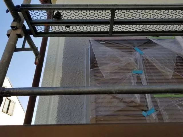 大阪で壁面からの漏水,サッシからの漏水,雨漏り修繕は確実施工の関西ホームズ株式会社にお任せ。 写真5