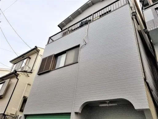 大阪で壁面からの漏水,サッシからの漏水,雨漏り修繕は確実施工の関西ホームズ株式会社にお任せ。 写真8