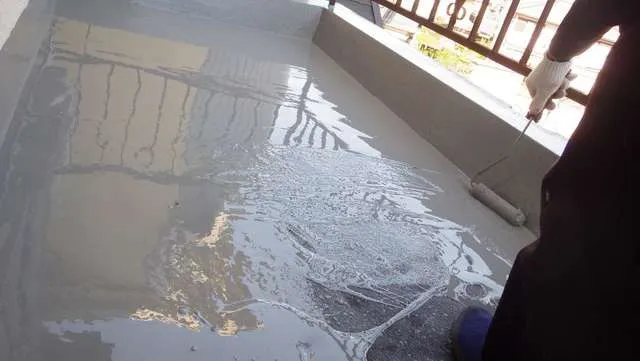 京阪沿線枚方市にてベランダ防水,修繕工事は関西ホームズコミコミリフォームバリュー 写真5