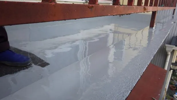 京阪沿線枚方市にてベランダ防水,修繕工事は関西ホームズコミコミリフォームバリュー 写真6