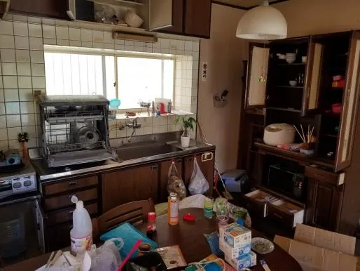 泉南郡岬町での家財道具処分,リサイクルから住宅リフォームまで安く確実に関西ホームズ株式会社にお任せ 写真2