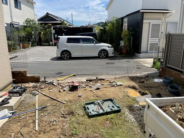 交野市にて駐車場新設,外構工事,エクステリア工事