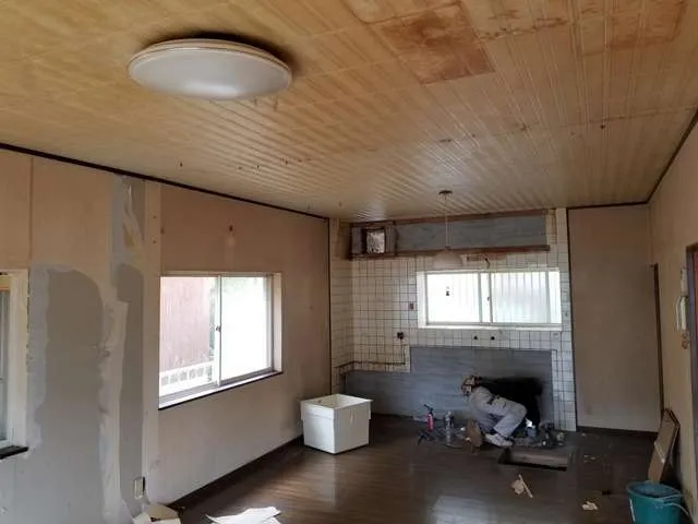 泉南郡岬町での家財道具処分,リサイクルから住宅リフォームまで安く確実に関西ホームズ株式会社にお任せ 写真9