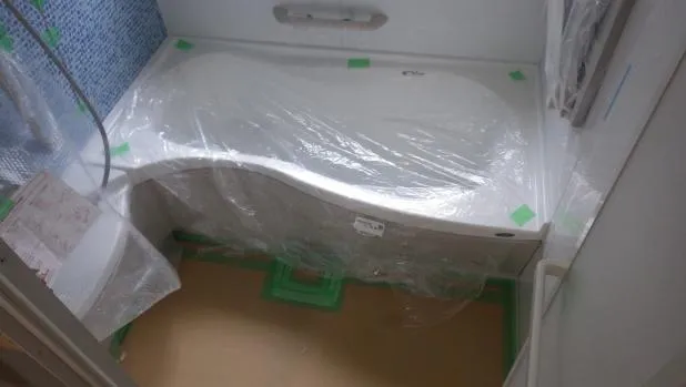 寝屋川市で水廻りリフォーム,システムバス激安浴室リフォームの専門店の関西ホームズ㈱ 写真4