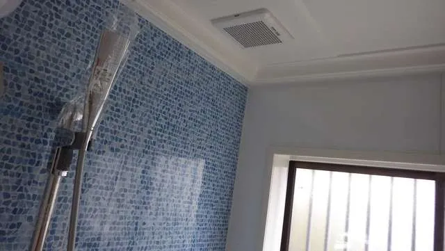 寝屋川市で水廻りリフォーム,システムバス激安浴室リフォームの専門店の関西ホームズ㈱ 写真5