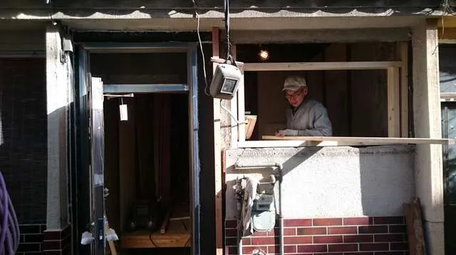 大阪の収益1棟,木造住宅リフォーム,アパート再生工事,収益物件改修工事は関西ホームズ株式会社 写真3