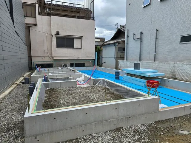 守口市にて木造住宅新築工事・注文住宅　既存住宅解体　基礎工事から