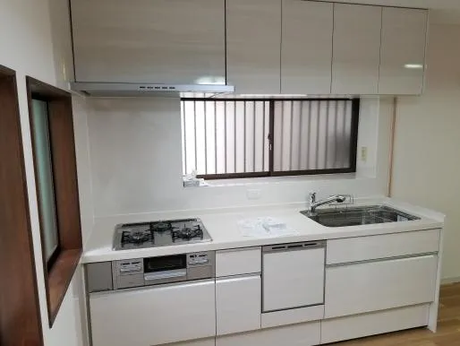 大阪府茨木市での内装間取り変更改修工事は失敗しない確実な施工の関西ホームズ株式会社にお任せください。