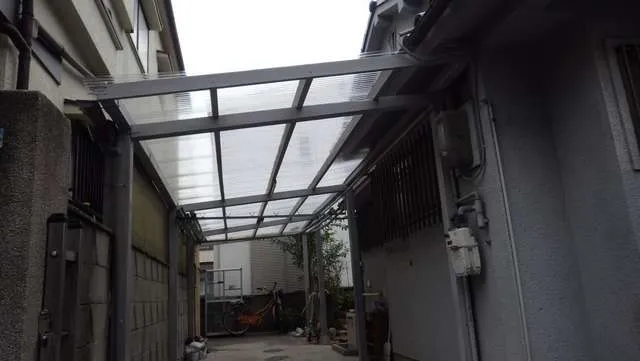 大阪で波板張替え,ポリカーボネート,大阪最安値を目指す関西ホームズにお任せください! 写真11