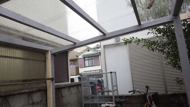 大阪で波板張替え,ポリカーボネート,大阪最安値を目指す関西ホームズにお任せください! 写真13